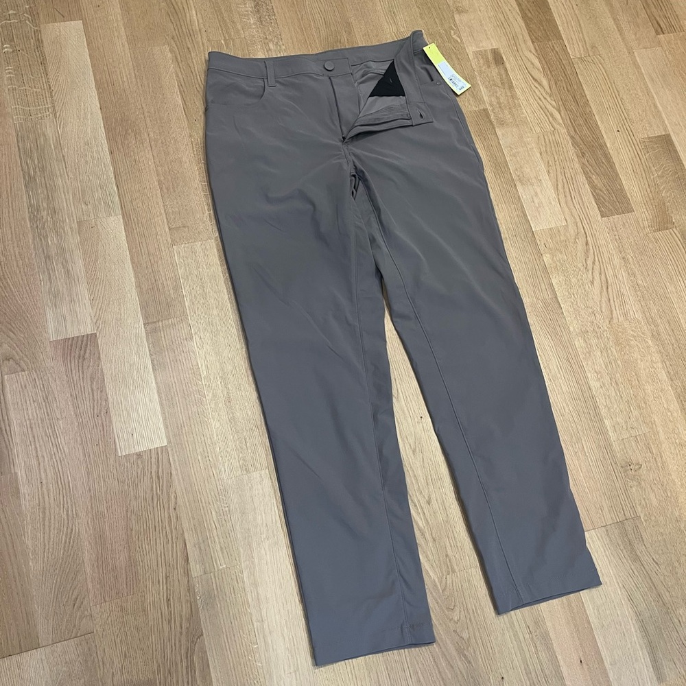 All in Motion Dark Khaki Straight-Leg 360 Lifestyle Trouser Athletic Pants 32x32